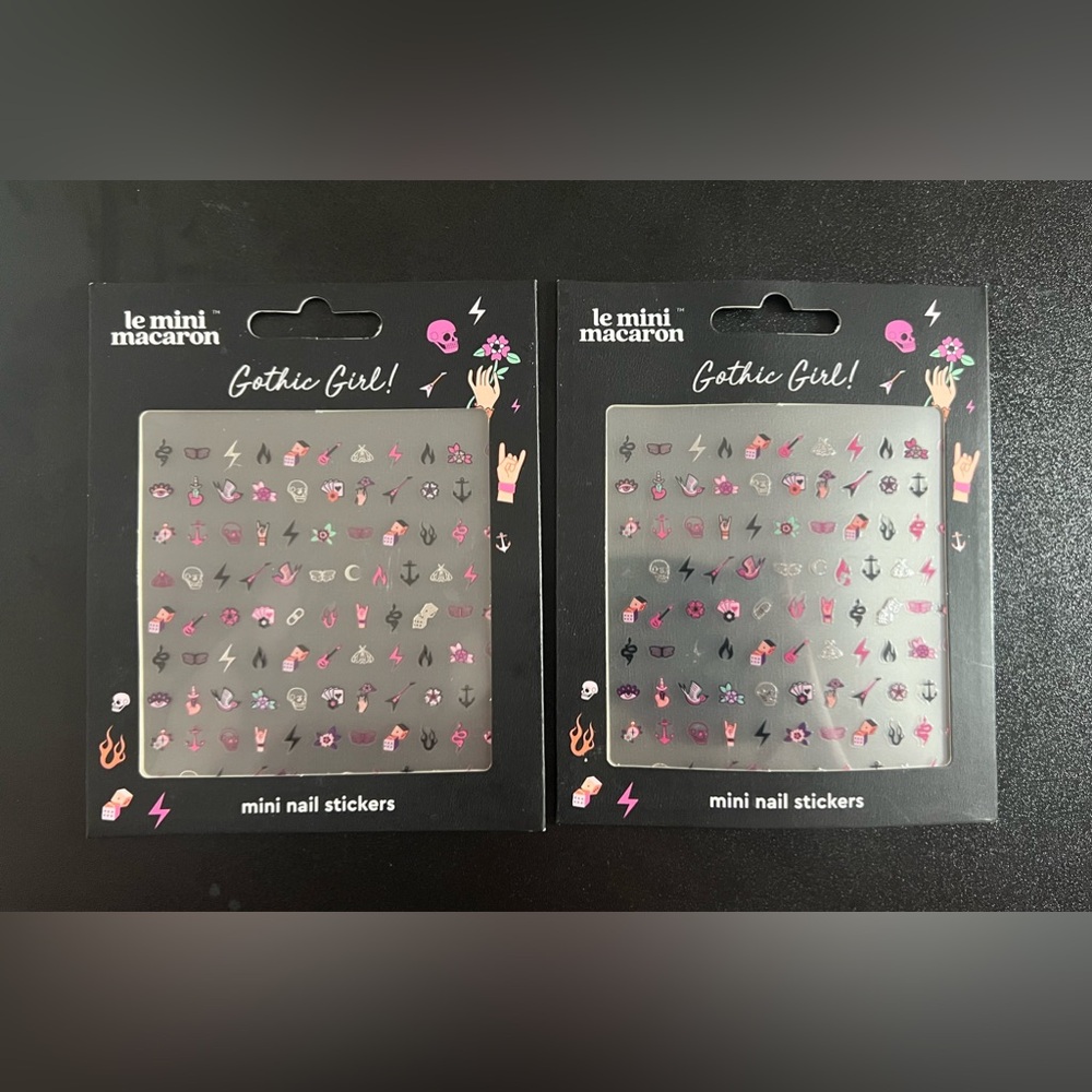 NWT Le Mini Macaron Nail Stickers in Gothic Girl